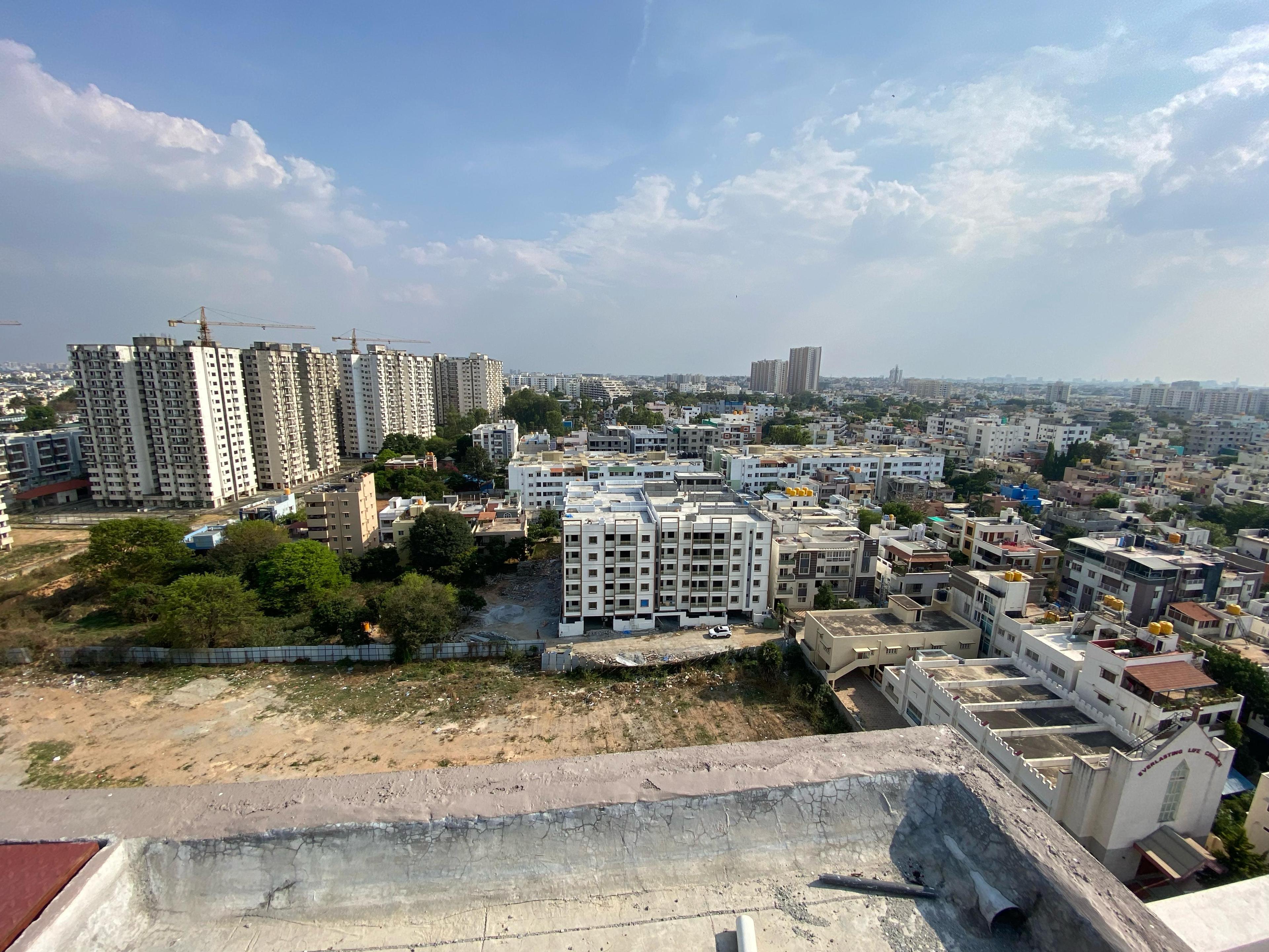 Premium 2 & 3 BHK Ready-to-Move Apartments for Sale in Banjara Layout, Bangalore view 3