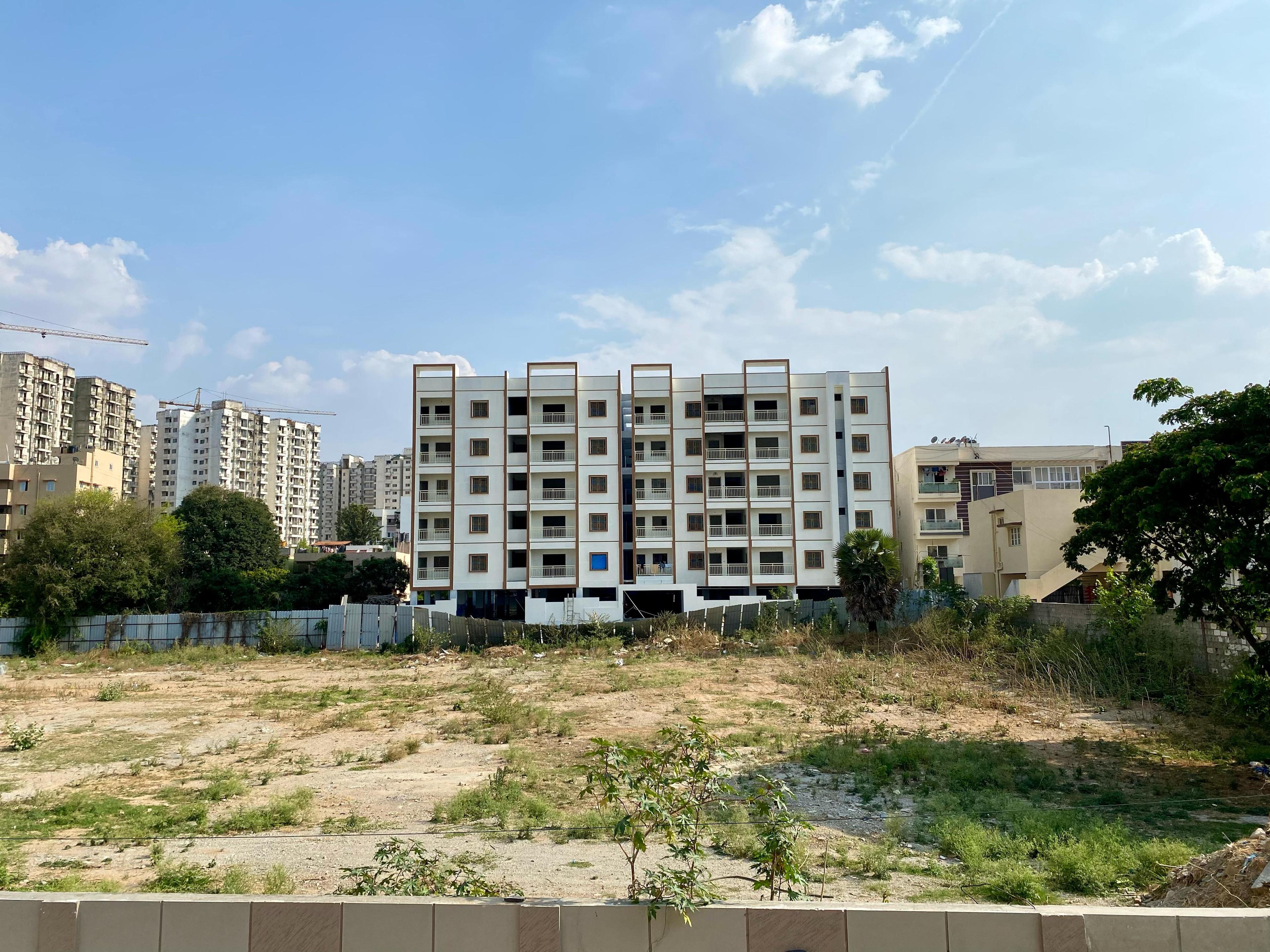 Premium 2 & 3 BHK Ready-to-Move Apartments for Sale in Banjara Layout, Bangalore view 4